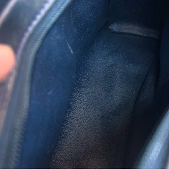 GUCCI GG Monogram Supreme Ophidia Web Bag
Crossbody Purse - Picture 7 of 14